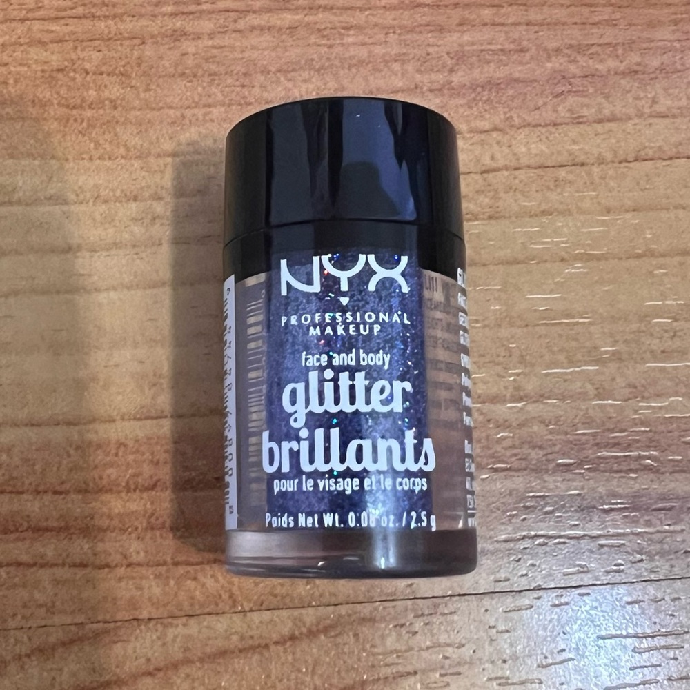 NYX Professional Makeup Face and Body Glitter - Purple